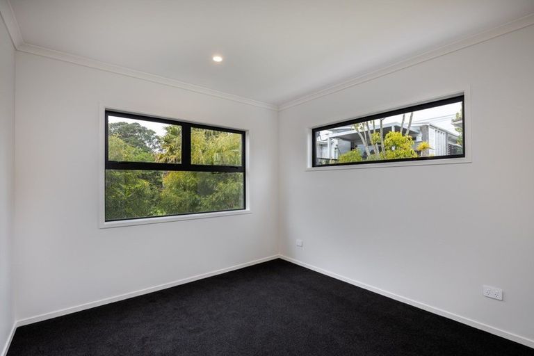Photo of property in 12a Gaine Street, New Plymouth, 4310