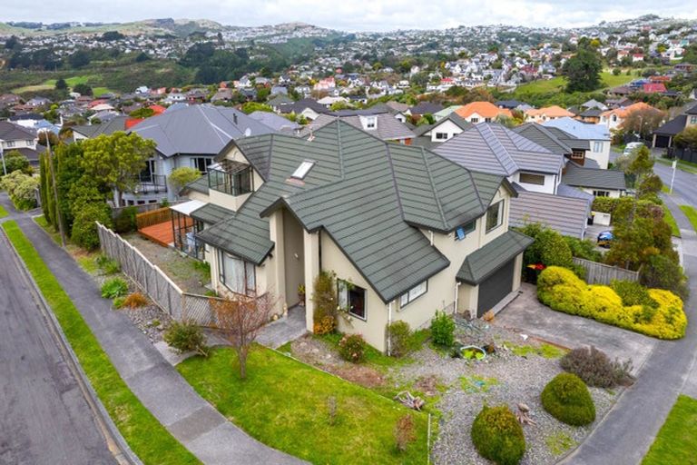 Photo of property in 16 Waverton Terrace, Churton Park, Wellington, 6037