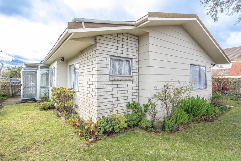 Photo of property in 2b Porritt Street, Saint Johns Hill, Whanganui, 4500