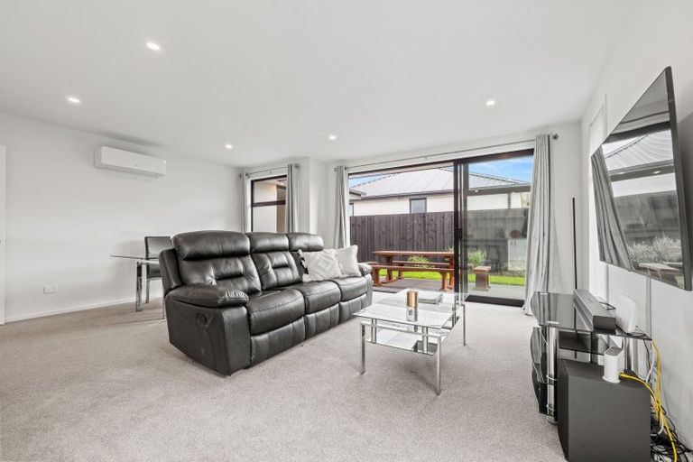 Photo of property in 7 Borthwick Street, Belfast, Christchurch, 8051