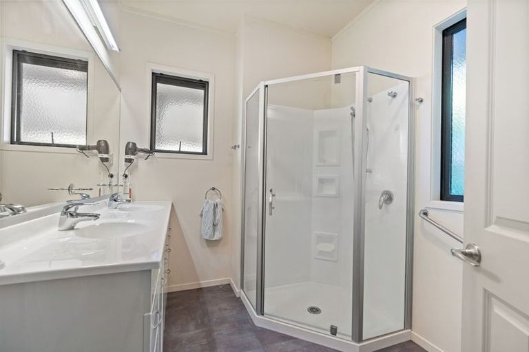 Photo of property in 74/71 Manganese Point Road, Tamaterau, Whangarei, 0174
