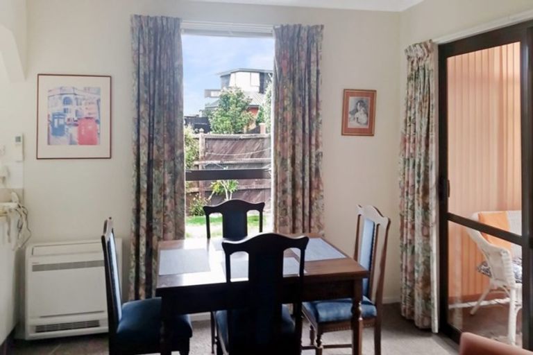 Photo of property in 66a Westgrove Avenue, Avonhead, Christchurch, 8042