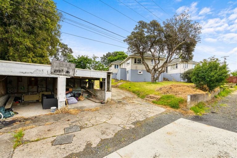 Photo of property in 25 Hutchinson Avenue, New Lynn, Auckland, 0600