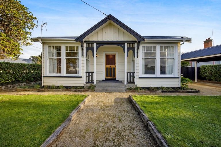 Photo of property in 120 Manawapou Road, Hawera, 4610