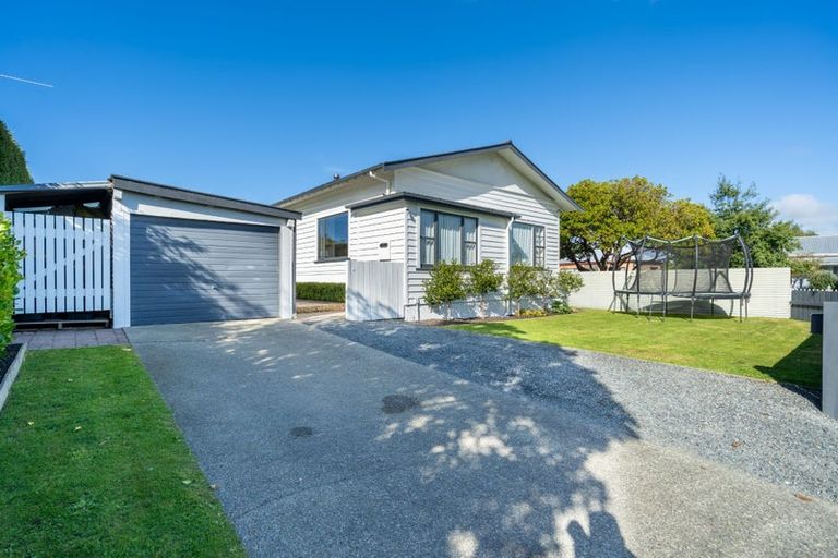 Photo of property in 1 Collingwood Street, Strathern, Invercargill, 9812