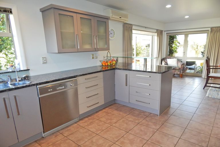 Photo of property in 9 Ranui Avenue, Kerikeri, 0230
