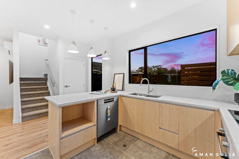 Photo of property in 7c Poto Street, Te Atatu South, Auckland, 0610