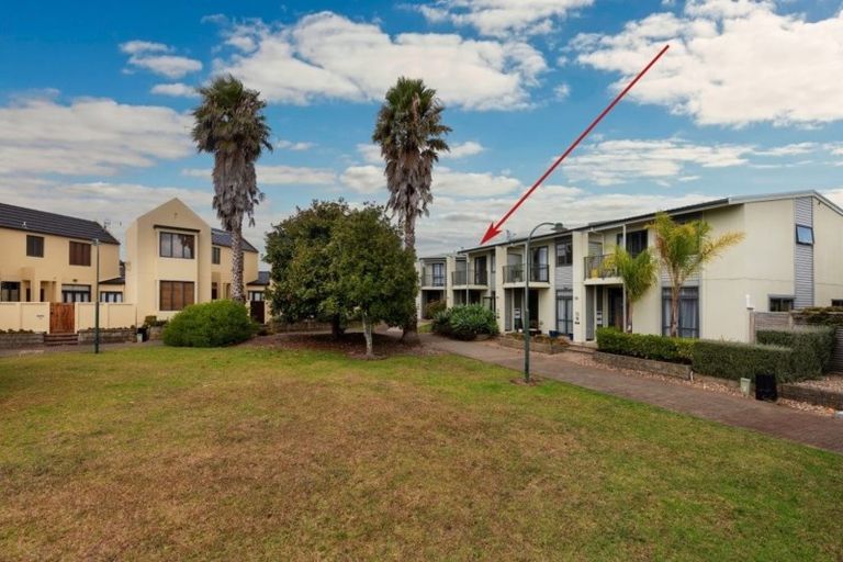 Photo of property in 76 Gunner Drive, Te Atatu Peninsula, Auckland, 0610