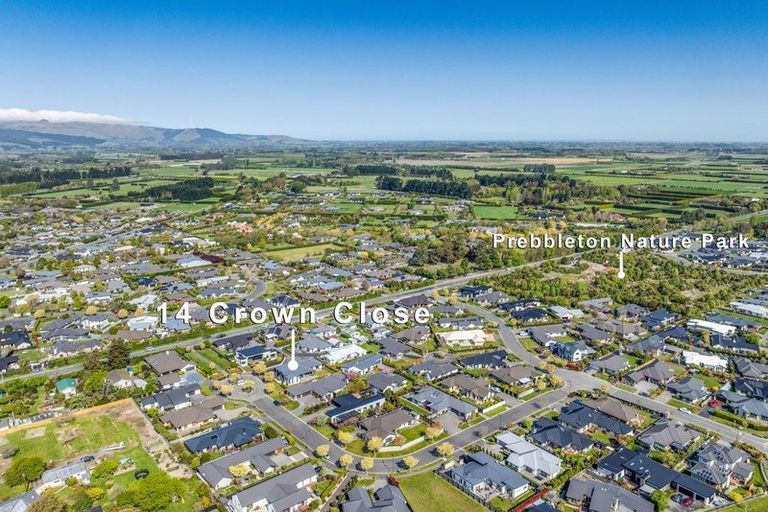 Photo of property in 14 Crown Close, Prebbleton, 7604