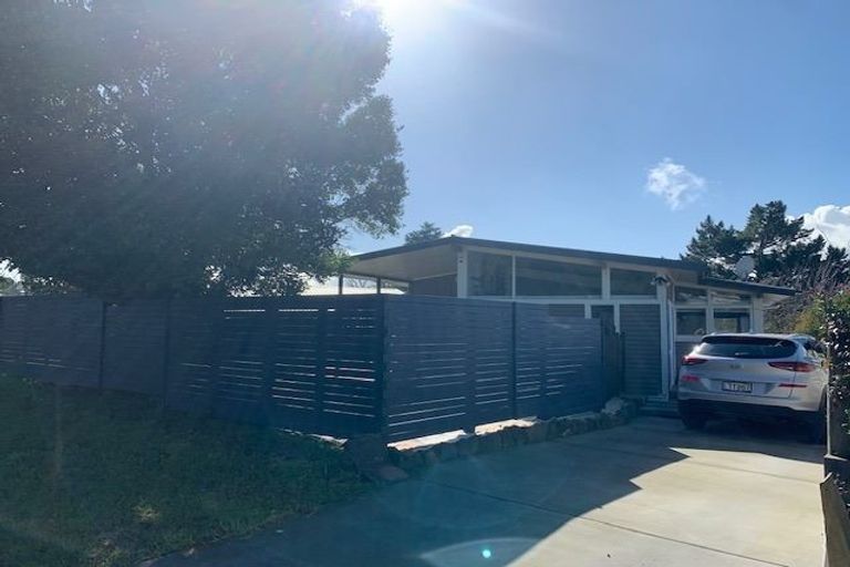 Photo of property in 30 Noall Street, Te Atatu Peninsula, Auckland, 0610