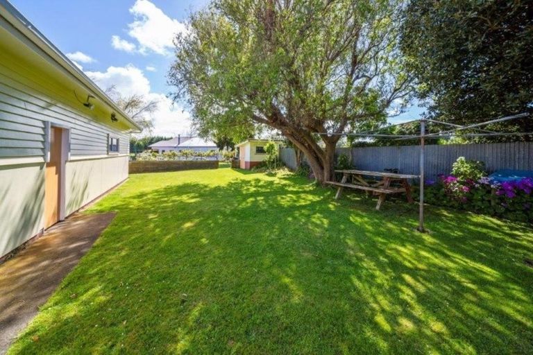 Photo of property in 41 Iredale Road, Hawera, 4610