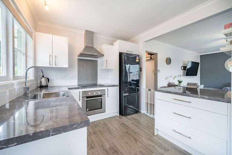 Photo of property in 15f1-a Lane Street, Wallaceville, Upper Hutt, 5018