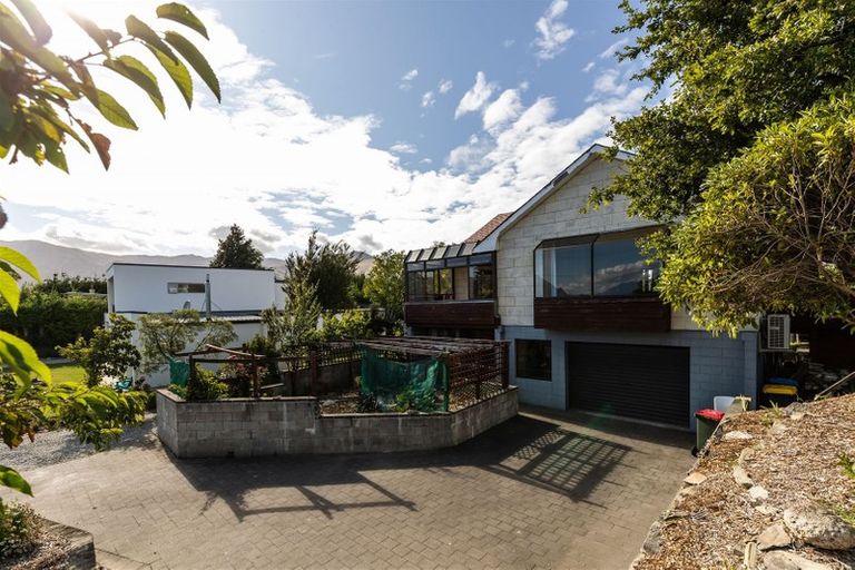 Photo of property in 159 Lakeview Terrace, Lake Hawea, Wanaka, 9382