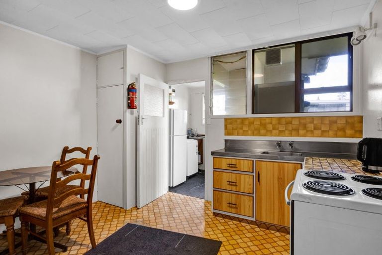 Photo of property in 17 Rimu Street, Hawera, 4610