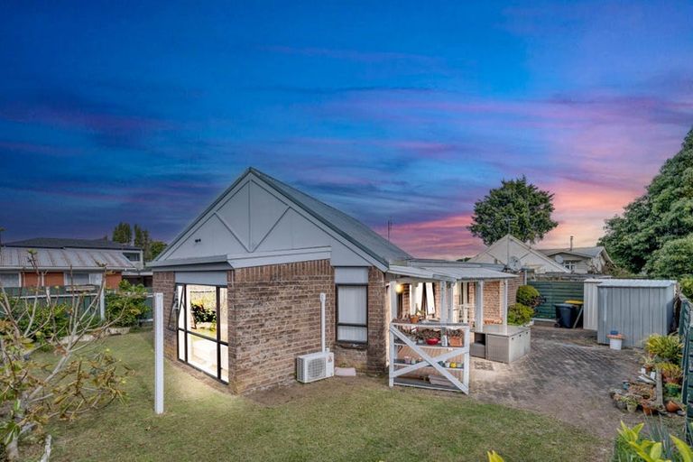 Photo of property in 2/26 Jellicoe Road, Manurewa, Auckland, 2102