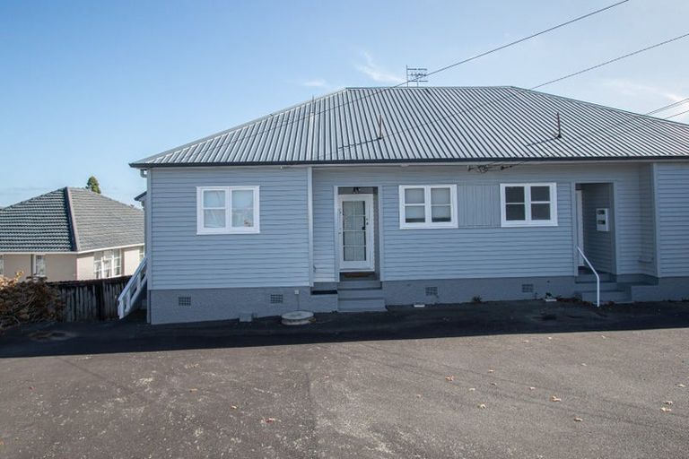 Photo of property in 112 Forest Lake Road, Forest Lake, Hamilton, 3200