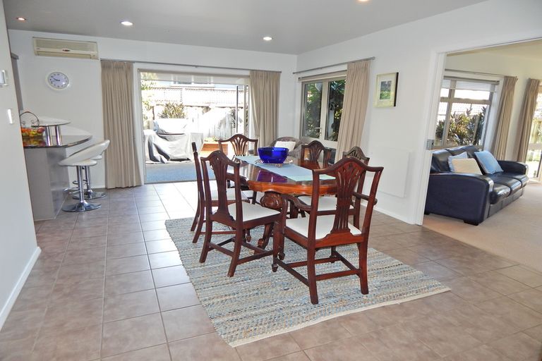 Photo of property in 9 Ranui Avenue, Kerikeri, 0230