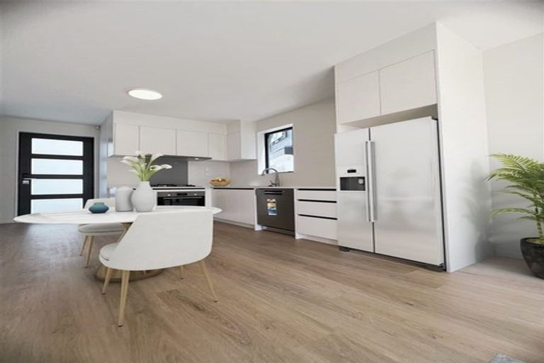 Photo of property in 10d Sunward Rise, Glenfield, Auckland, 0629