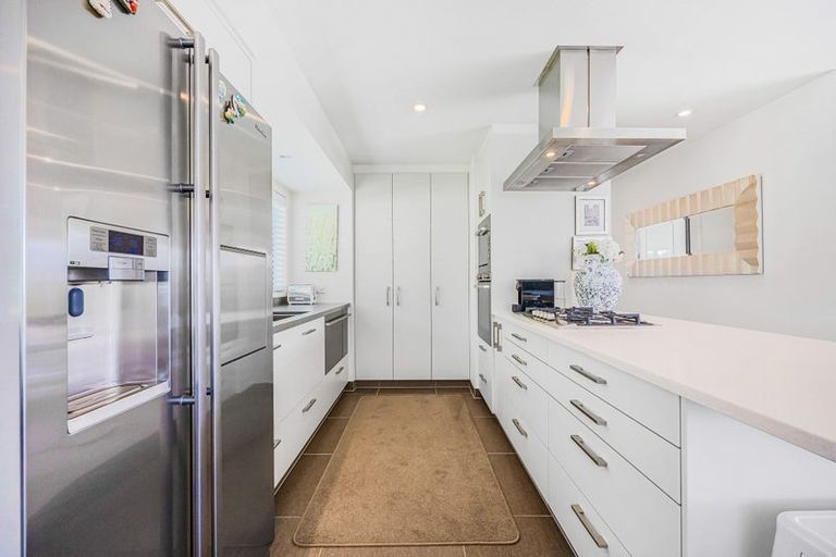 Photo of property in 1/24 Clifton Road, Hauraki, Auckland, 0622