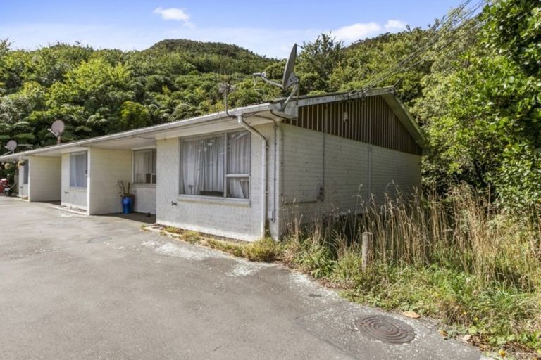 Photo of property in 1/17 Kowhai Street, Naenae, Lower Hutt, 5011