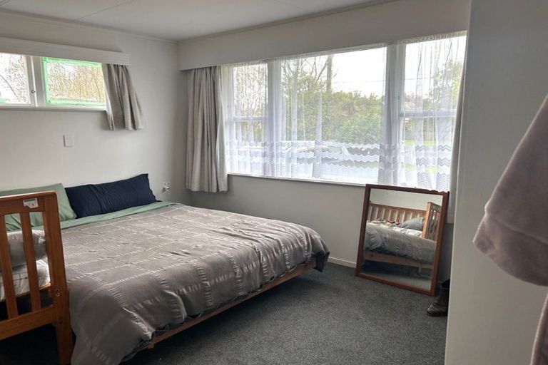 Photo of property in 13 East Street, Greytown, 5712