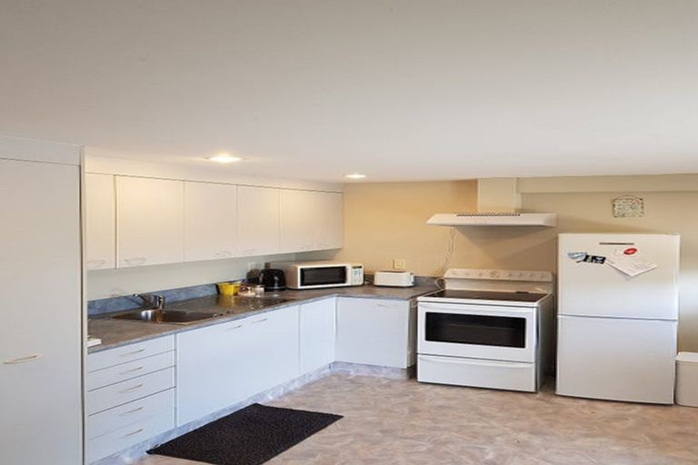 Photo of property in 53b Fendalton Crescent, Pinehaven, Upper Hutt, 5019