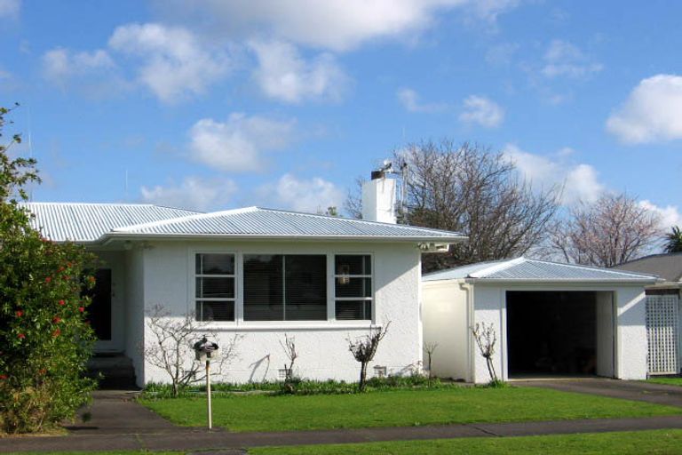 Photo of property in 6 Anglesey Place, Awapuni, Palmerston North, 4412