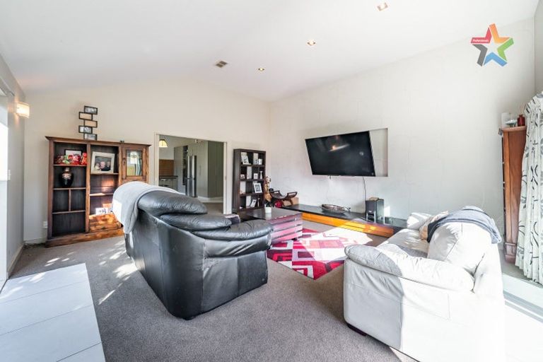 Photo of property in 201 Miromiro Road, Normandale, Lower Hutt, 5010