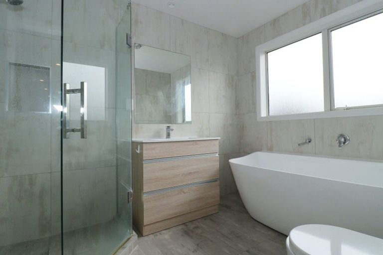 Photo of property in 61 Bayvista Drive, Karaka, Papakura, 2113