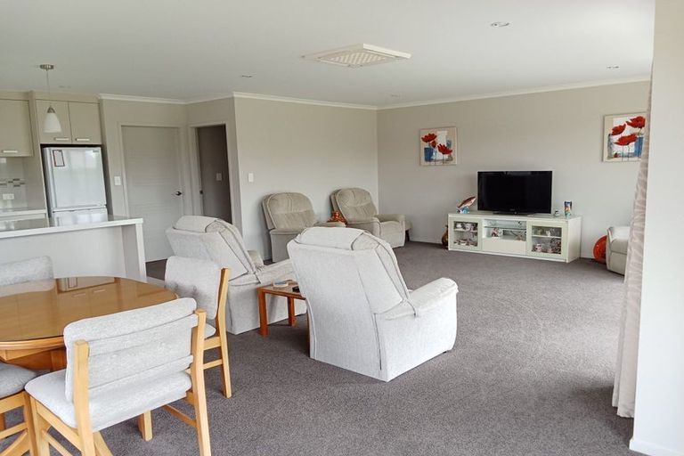 Photo of property in 19 Sirius Crescent, Rototuna North, Hamilton, 3210