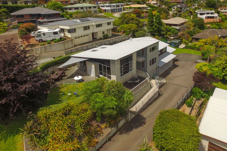 Photo of property in 12 Hazelnut Way, Bellevue, Tauranga, 3110