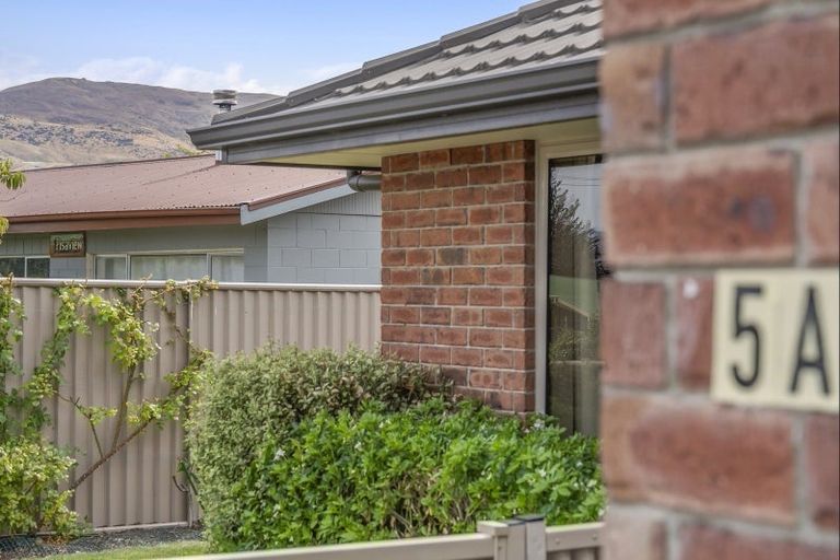 Photo of property in 5a Syndic Street, Cromwell, 9310