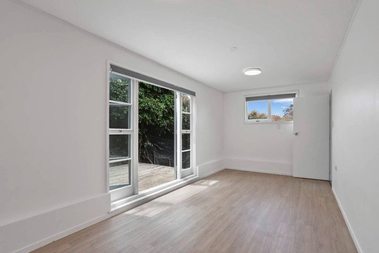 Photo of property in 18a Puketitiro Street, Glen Eden, Auckland, 0602