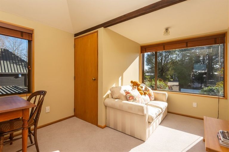 Photo of property in 2a Wai-iti Terrace, Burnside, Christchurch, 8053