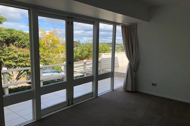 Photo of property in 5 Ringwood Street, Torbay, Auckland, 0630