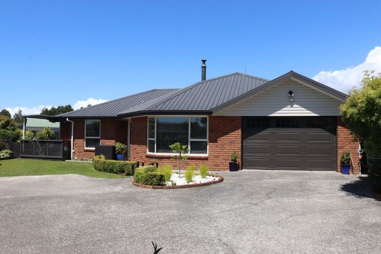 Photo of property in 5 Rochfort Place, Westport, 7825