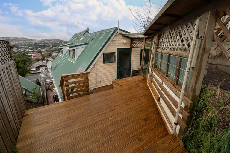 Photo of property in 15 Te Kiteroa Grove, Churton Park, Wellington, 6037