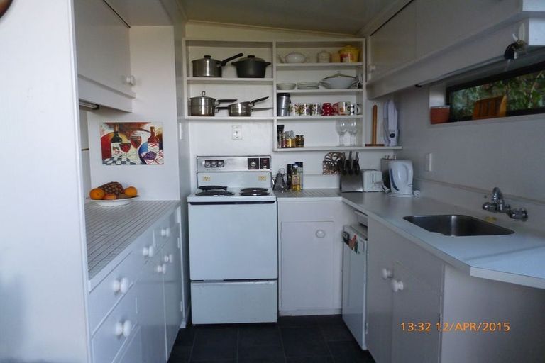 Photo of property in 32 Highbury Road, Highbury, Wellington, 6012