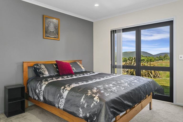 Photo of property in 864 Whangamata Road, Kinloch, Taupo, 3377