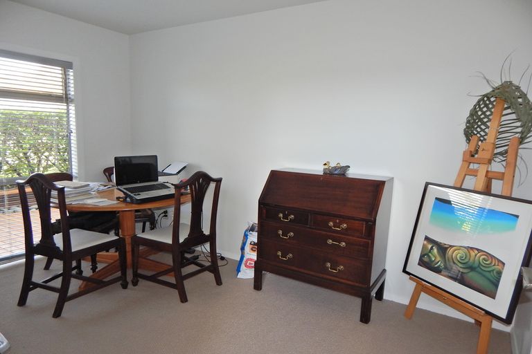 Photo of property in 9 Ranui Avenue, Kerikeri, 0230