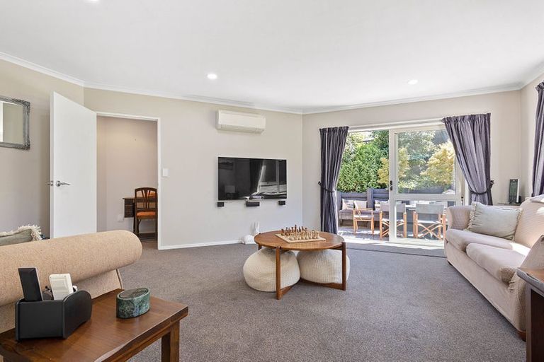 Photo of property in 18 Mcdougal Place, Kaiapoi, 7630