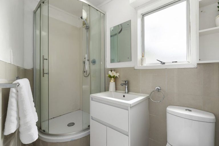 Photo of property in 5/1 Pimento Place, New Lynn, Auckland, 0600