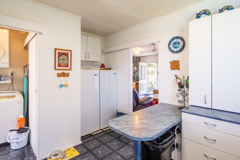 Photo of property in 1 Elder Grove, Paraparaumu, 5032