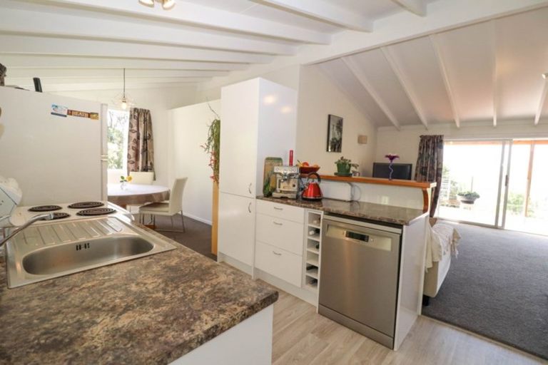 Photo of property in 19 Adams Road, Thornton Bay, Thames, 3575