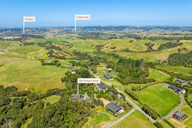 Photo of property in 516 Fordyce Road, South Head, Helensville, 0874