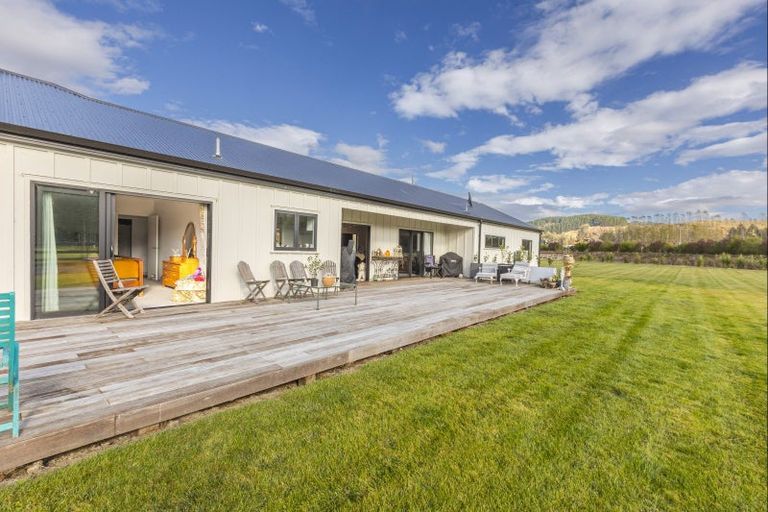 Photo of property in 7b Stock Road, Otane, 4276