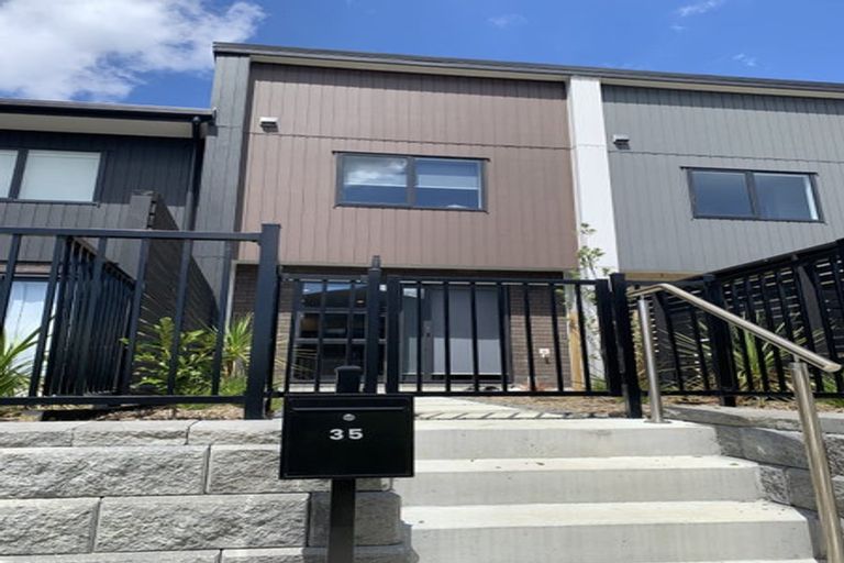 Photo of property in 35 Selo Street, Glen Eden, Auckland, 0602