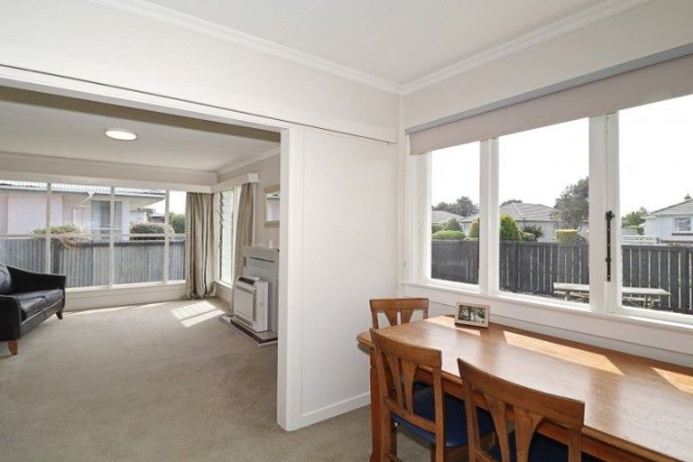Photo of property in 6 Adamson Crescent, Glengarry, Invercargill, 9810
