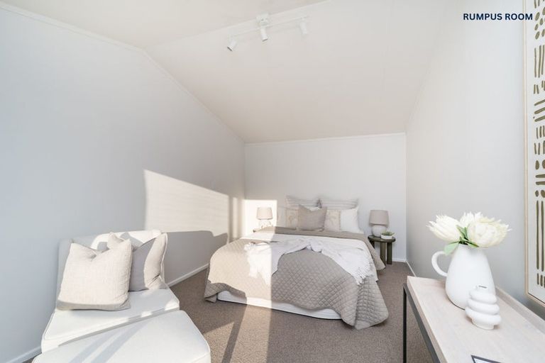 Photo of property in 18 Ashford Avenue, Hokowhitu, Palmerston North, 4410