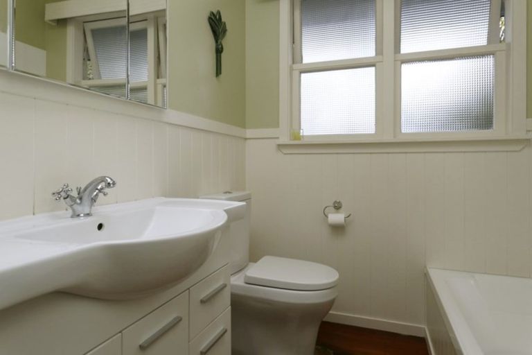 Photo of property in 4 Rahui Road, Taupo, 3330